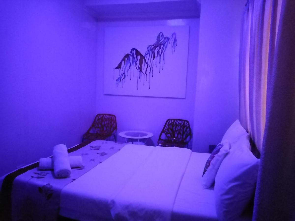 Halfway House Hostel Mactan Cebu Airport Lapu-Lapu City Exterior foto
